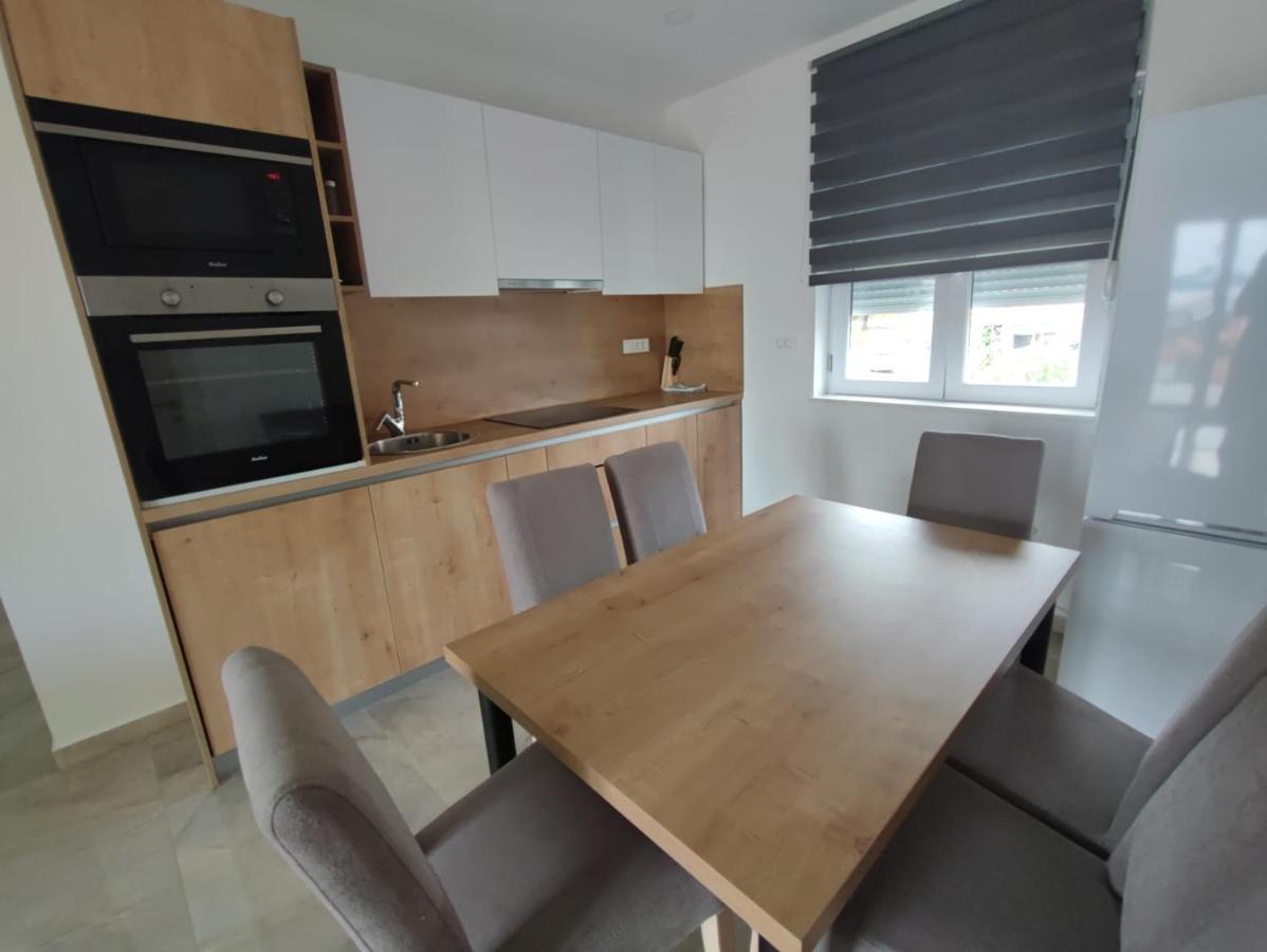 Apartments Horvat Bibinje Exterior photo